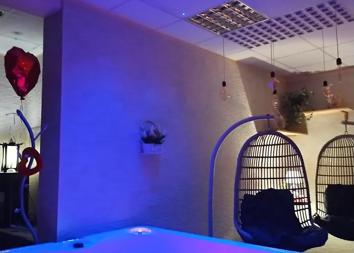 Dojo Idro Bed & Breakfast